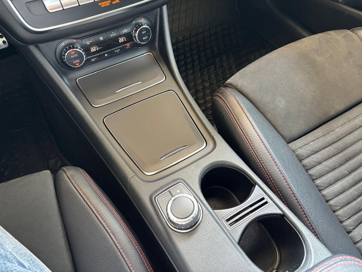 Mercedes-Benz GLA SUV 200 d Automatic Premium (13)