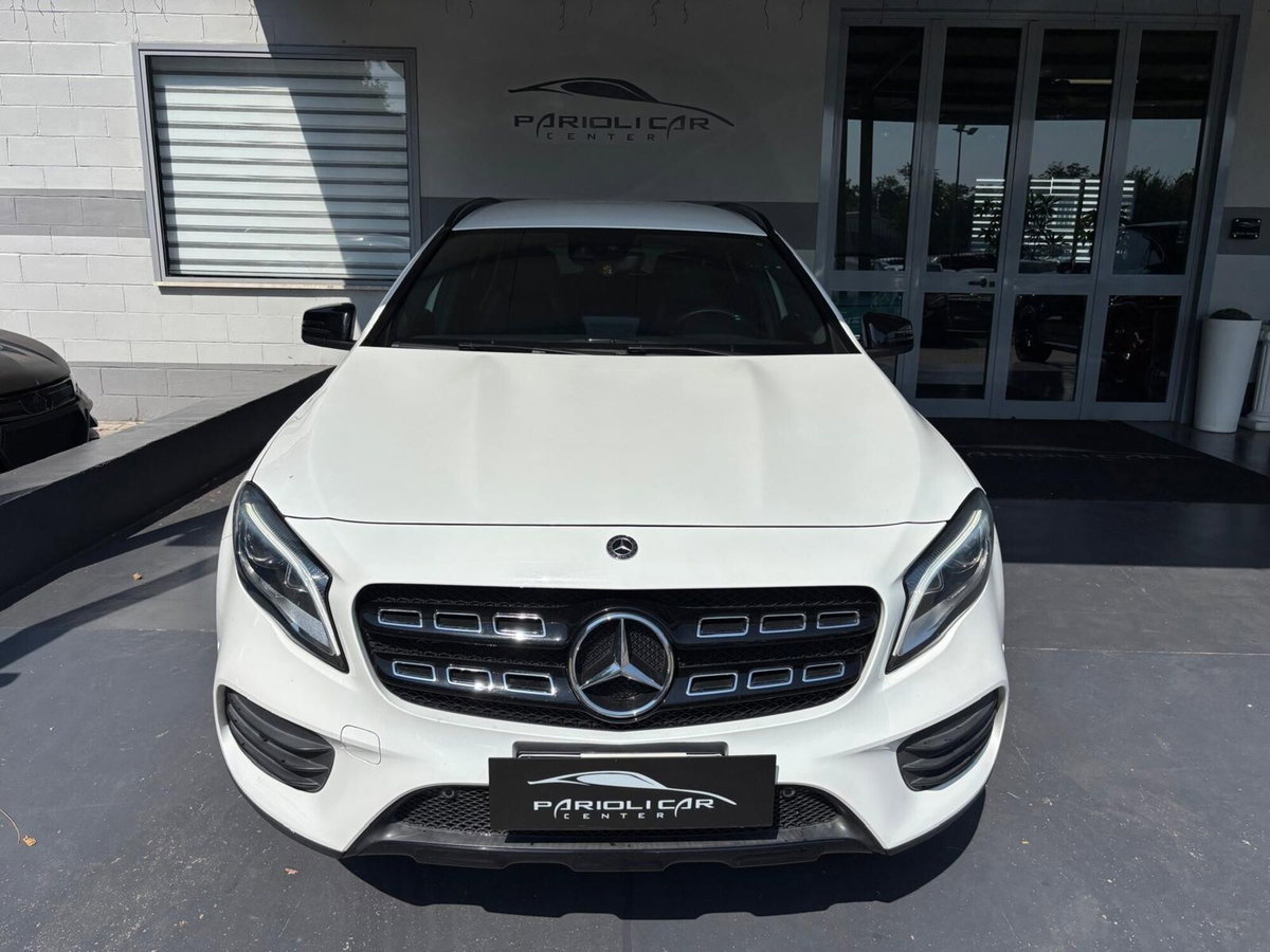 Mercedes-Benz GLA SUV 200 d Automatic Premium (2)