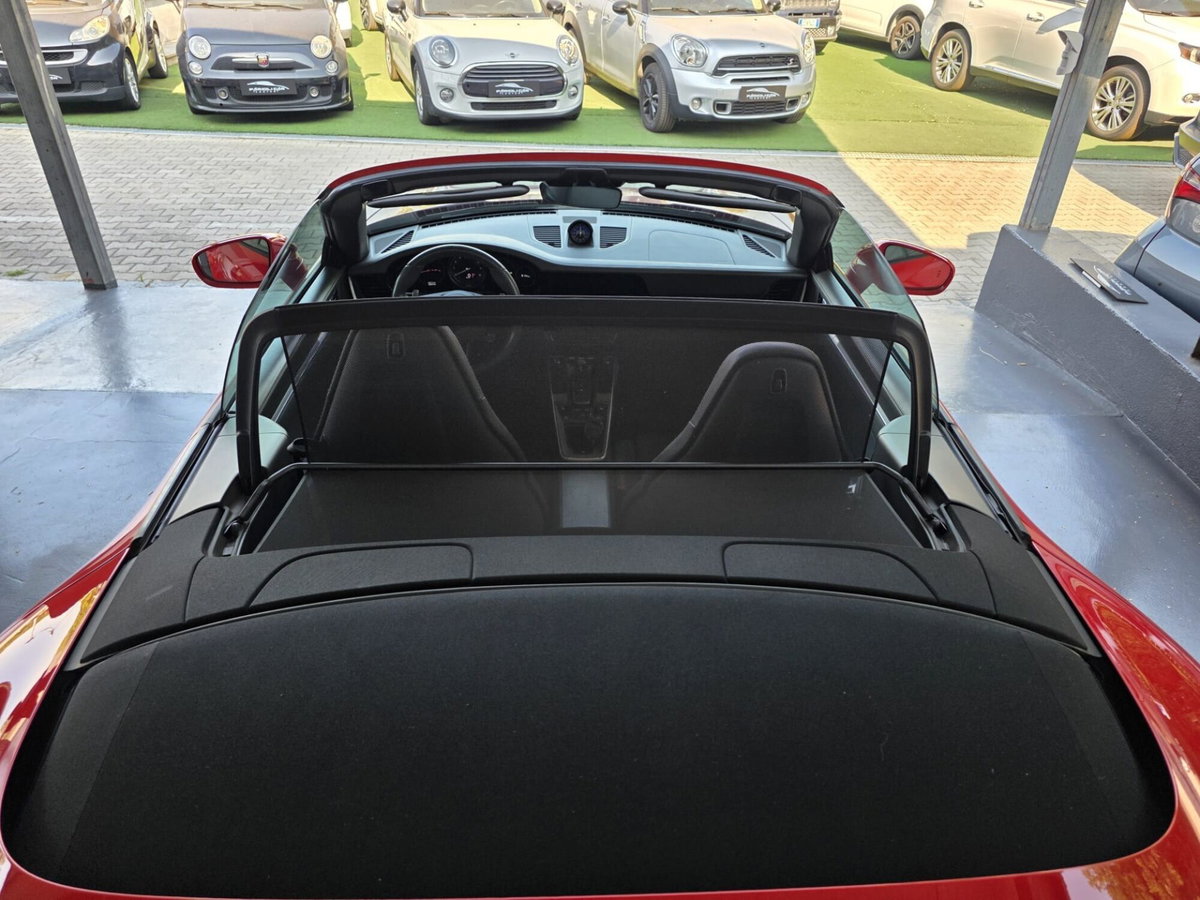 Porsche 911 Cabrio Cabrio 3.0 Carrera 4S (8)