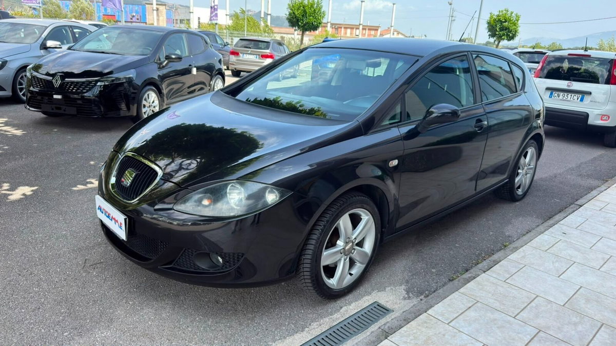 SEAT Leon 1.9 TDI Reference (2)