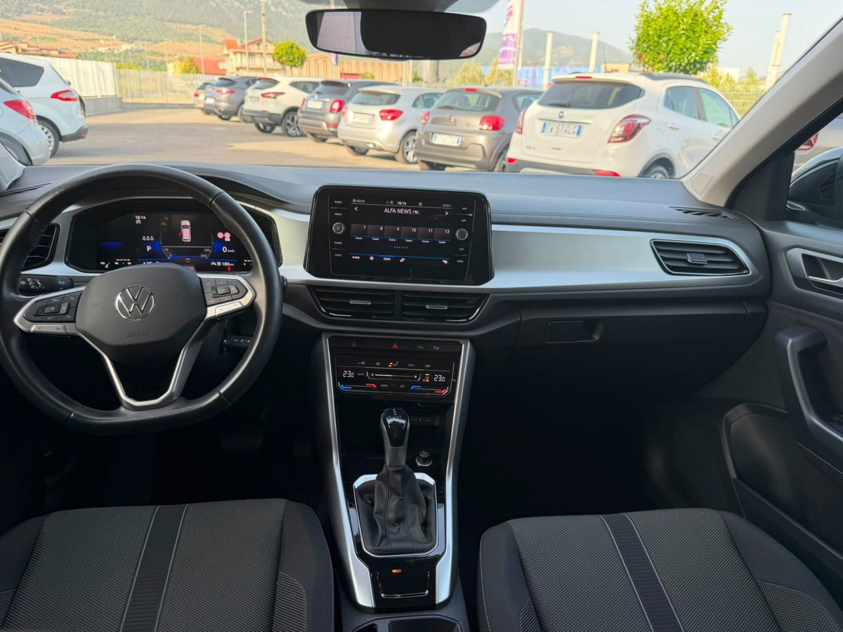 Volkswagen T-Roc 2.0 tdi Life 150cv dsg (11)