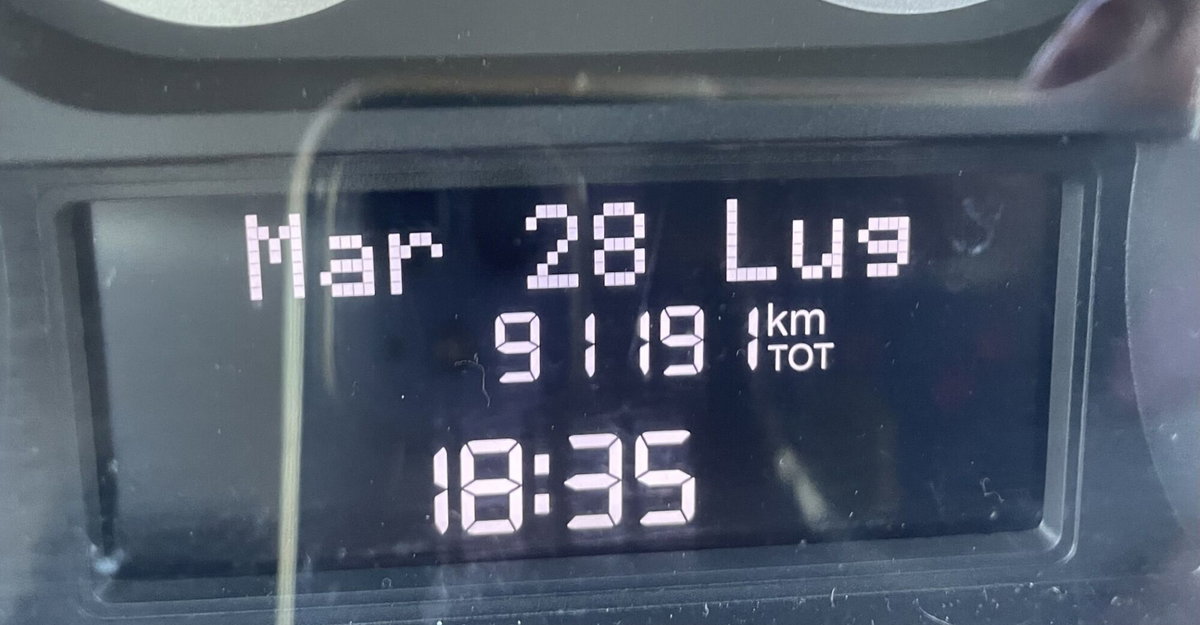 Lancia Ypsilon 1.2 69 CV 5 porte Silver (11)