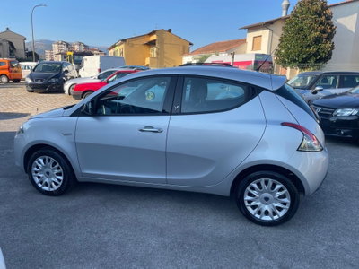 Lancia Ypsilon 1.2 69 CV 5 porte Silver (2)