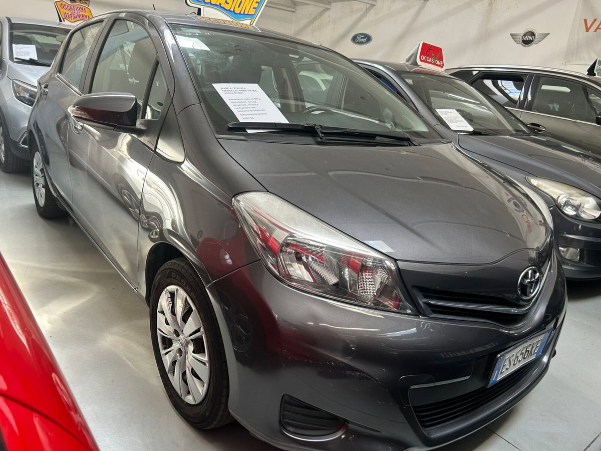Toyota Yaris 1.0 5 porte Lounge