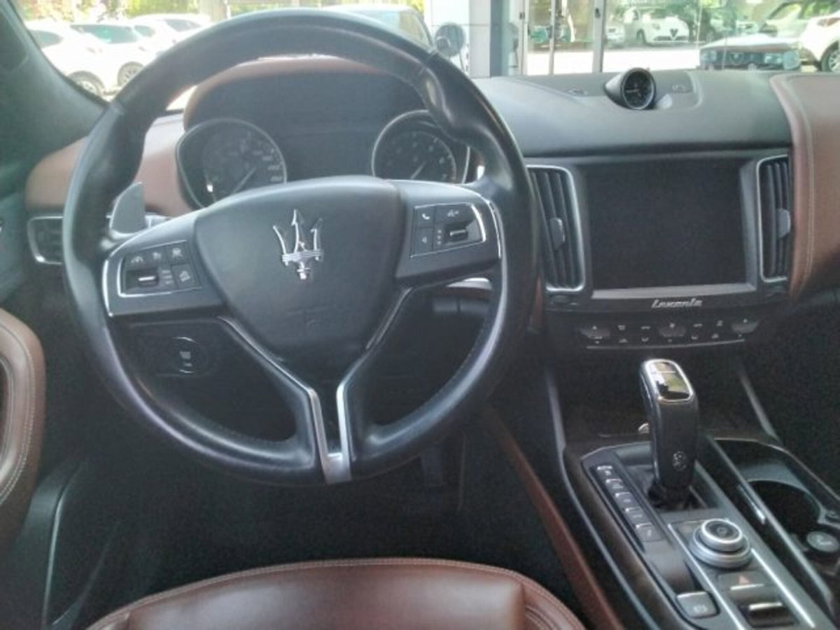 Maserati Levante Levante V6 AWD Gransport (11)