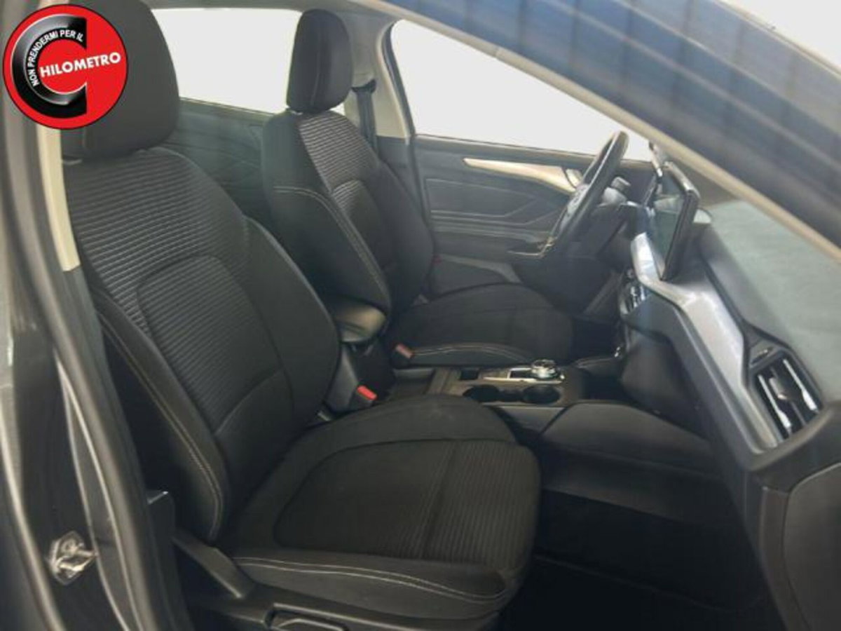 Ford Focus Station Wagon 1.5 EcoBlue 115 CV automatico SW Active Design (11)