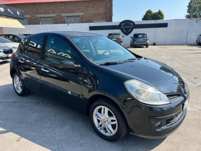 Renault Clio 1.2 16V 5 porte (3)