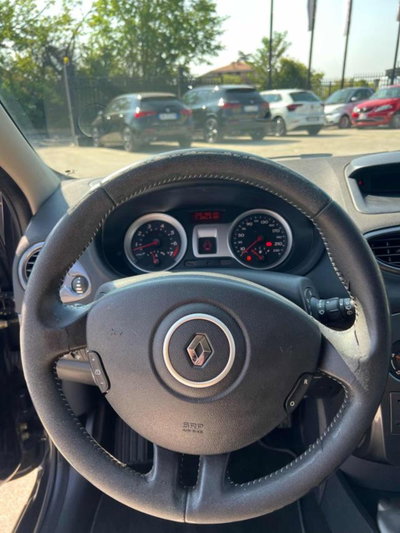 Renault Clio 1.2 16V 5 porte (9)