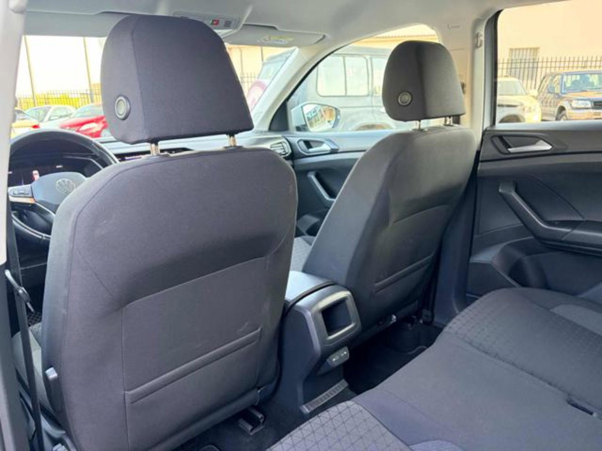 Volkswagen T-Cross 1.0 TSI Urban BMT (14)