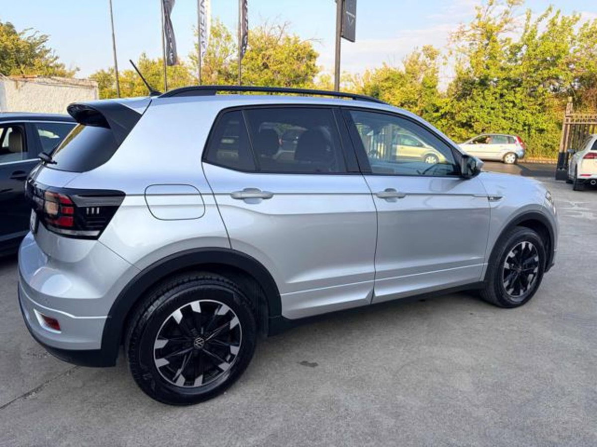 Volkswagen T-Cross 1.0 TSI Urban BMT (4)