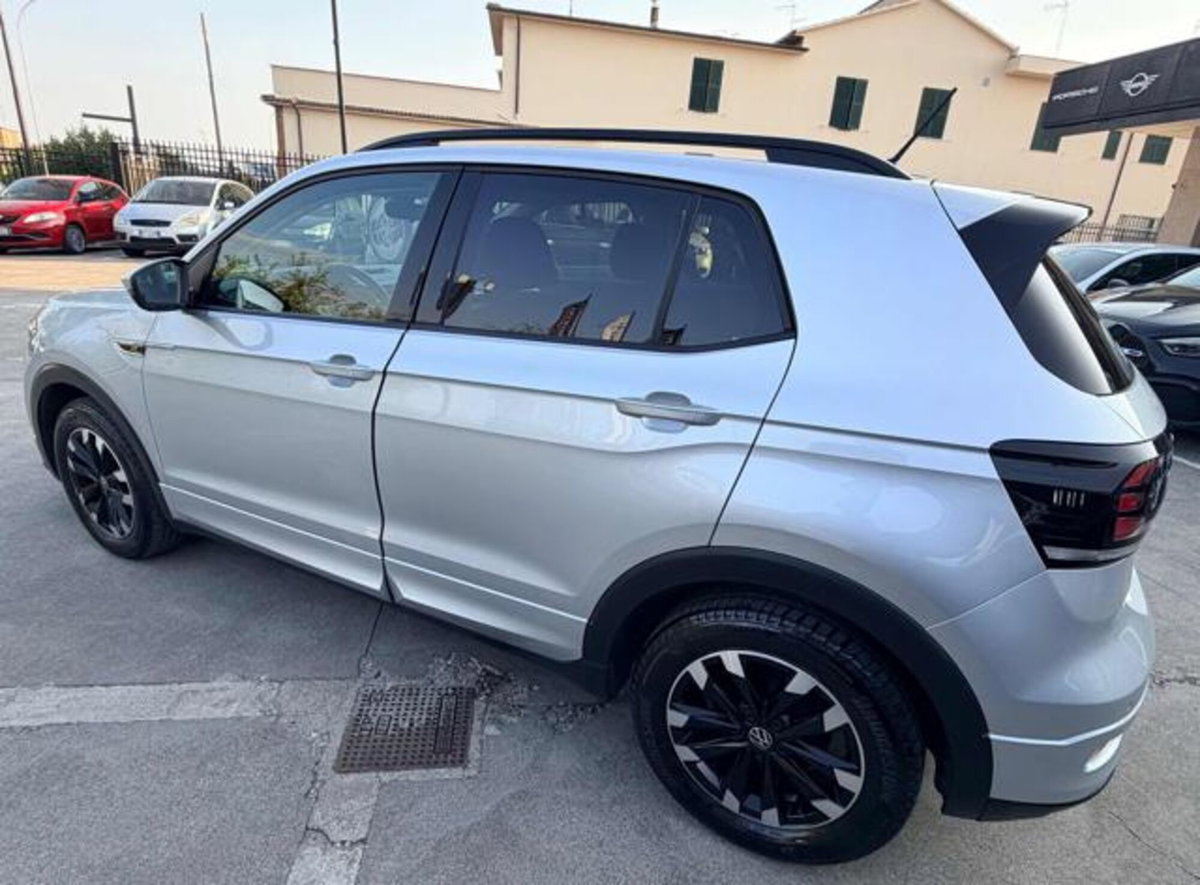 Volkswagen T-Cross 1.0 TSI Urban BMT (6)