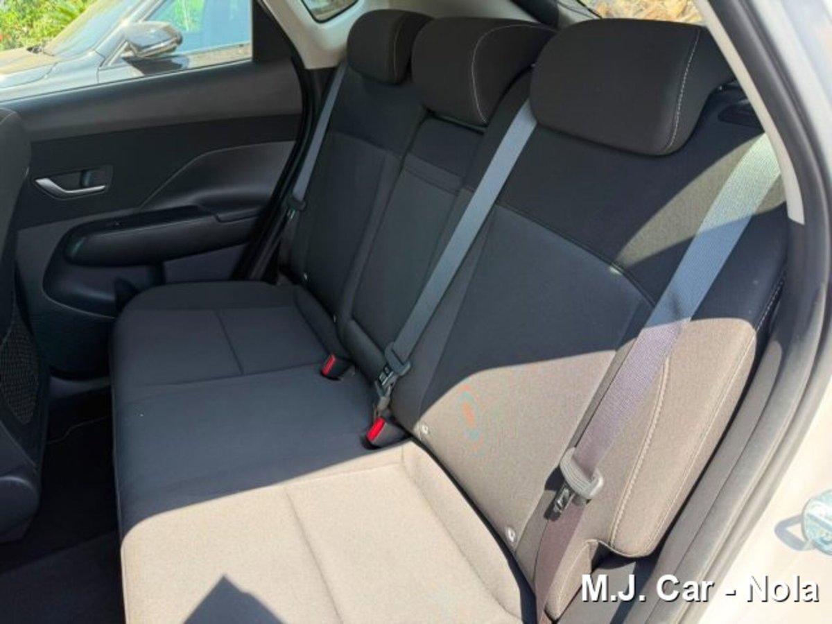 Hyundai Kona HEV 1.6 DCT XLine (12)
