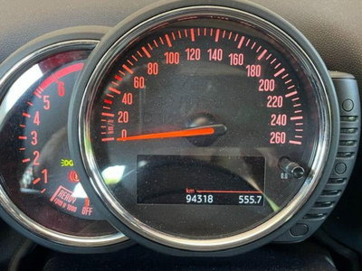 MINI Mini Countryman 2.0 Cooper D Essential Countryman (14)