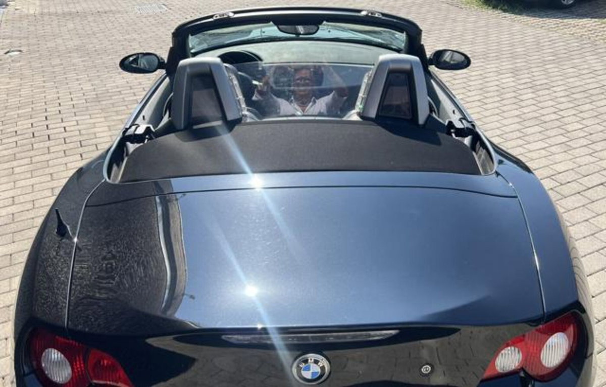 BMW Z4 Cabrio Z4 2.0i cat Roadster (10)