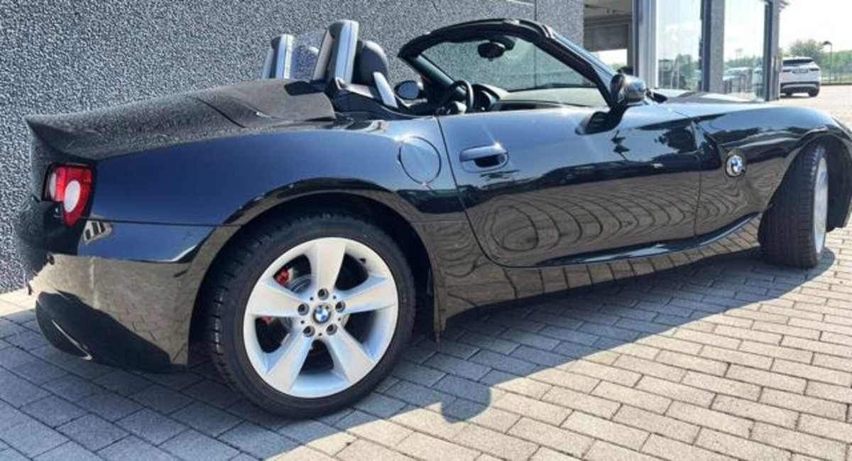 BMW Z4 Cabrio Z4 2.0i cat Roadster (7)
