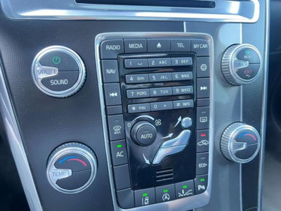 Volvo XC60 D4 Geartronic R-design (17)