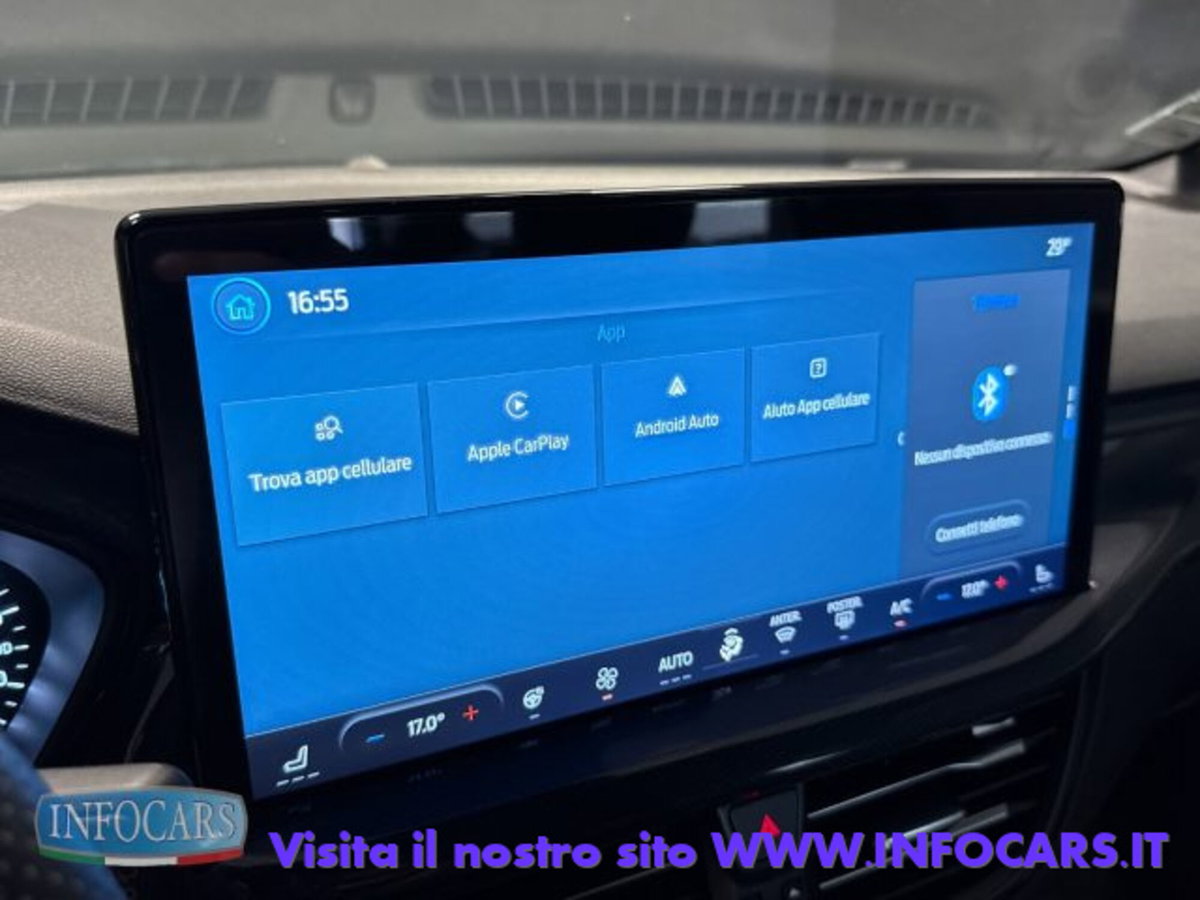 Ford Focus Station Wagon 1.0 EcoBoost Hybrid 155 CV SW ST-Line (16)