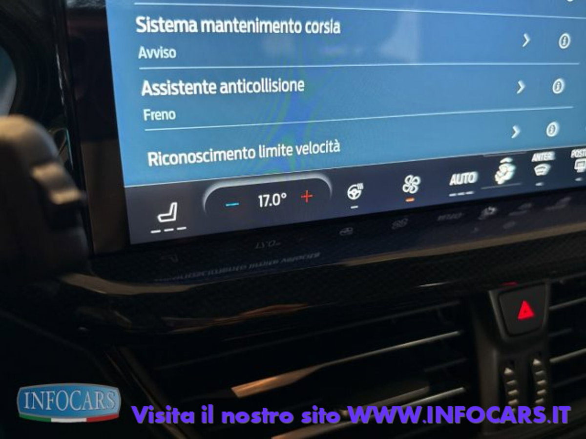 Ford Focus Station Wagon 1.0 EcoBoost Hybrid 155 CV SW ST-Line (18)