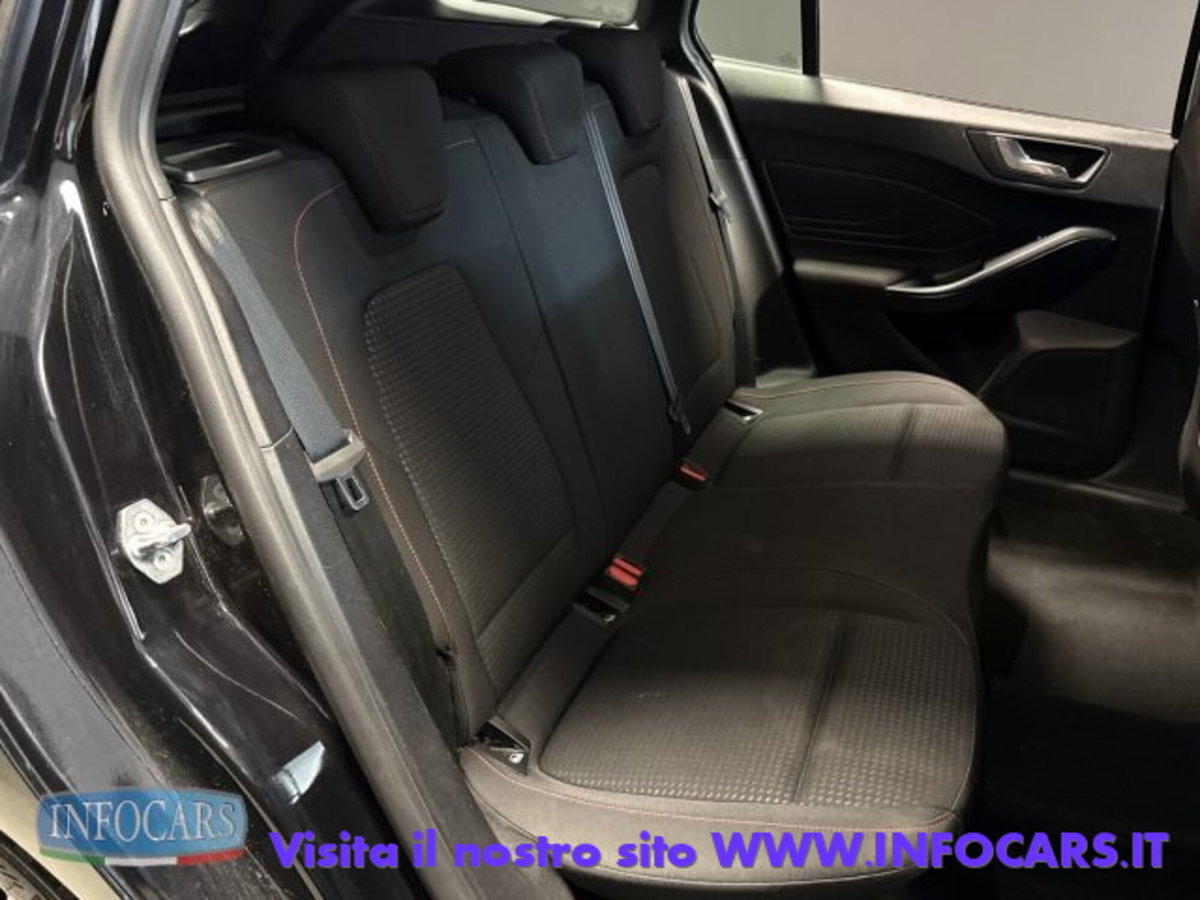 Ford Focus Station Wagon 1.0 EcoBoost Hybrid 155 CV SW ST-Line (8)