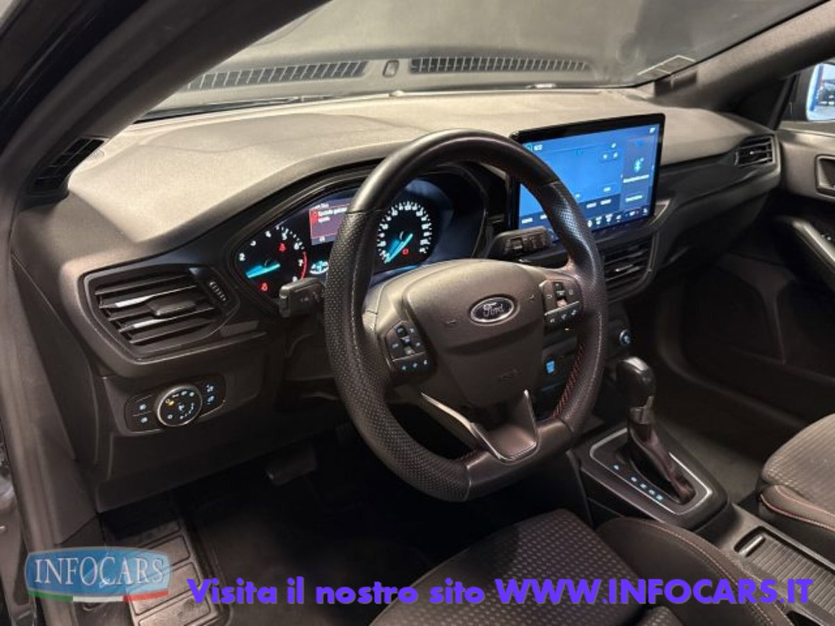 Ford Focus Station Wagon 1.0 EcoBoost Hybrid 155 CV SW ST-Line (9)