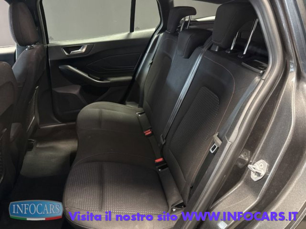 Ford Focus Station Wagon 1.0 EcoBoost Hybrid 155 CV SW ST-Line (7)