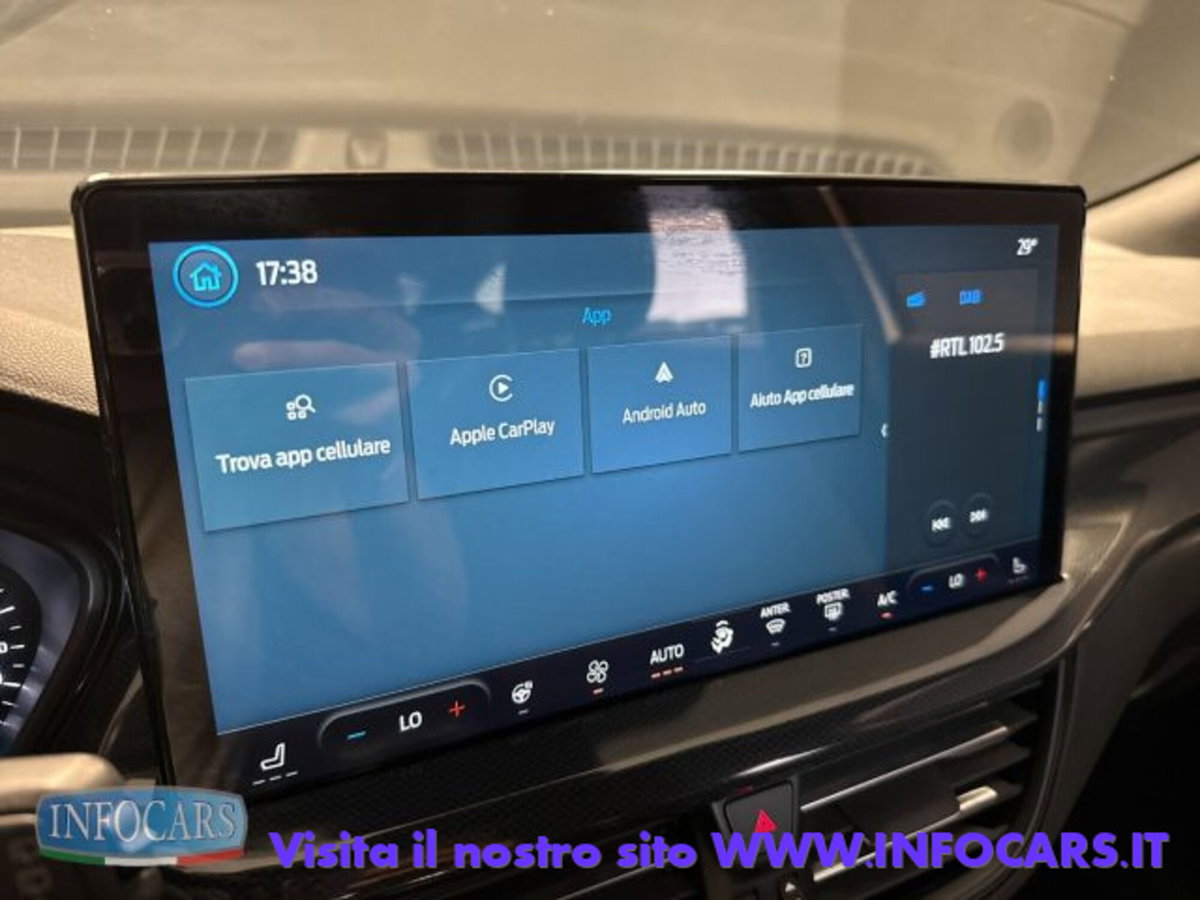 Ford Focus Station Wagon 1.0 EcoBoost Hybrid 155 CV SW ST-Line (15)