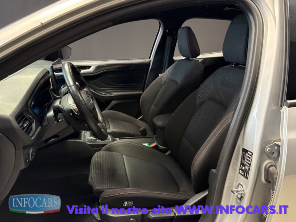 Ford Focus Station Wagon 1.0 EcoBoost Hybrid 155 CV SW ST-Line (5)