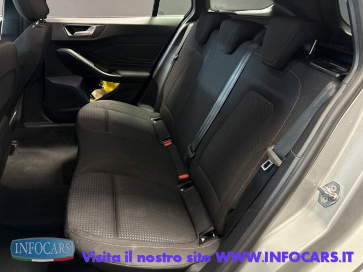 Ford Focus Station Wagon 1.0 EcoBoost Hybrid 155 CV SW ST-Line (7)