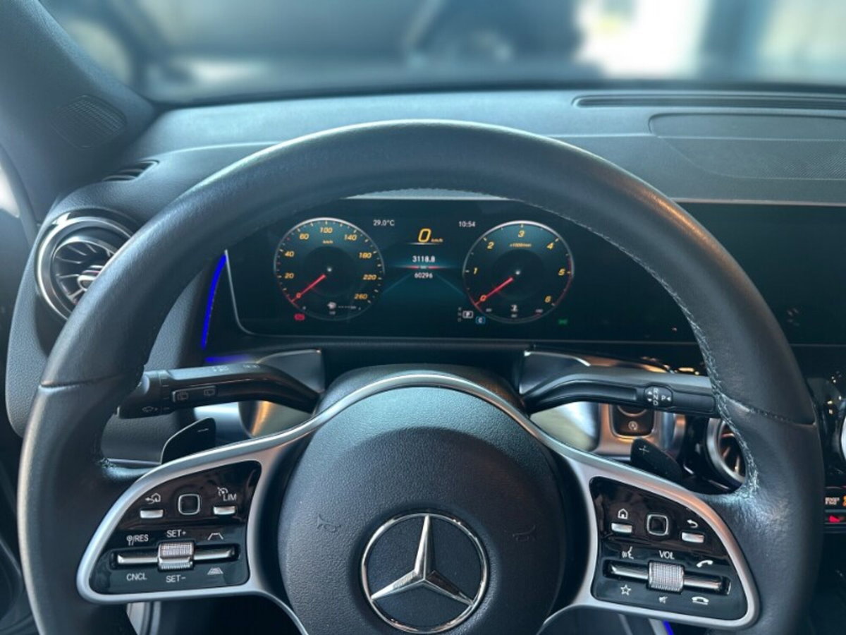Mercedes-Benz GLB 200 d Automatic Premium (8)