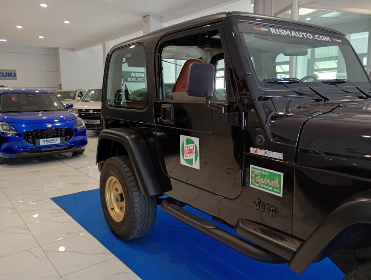 Jeep Wrangler 4.0 cat Hard top (EU) (11)