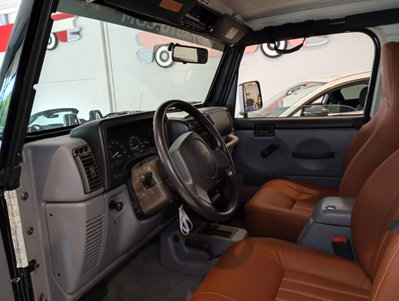 Jeep Wrangler 4.0 cat Hard top (EU) (14)