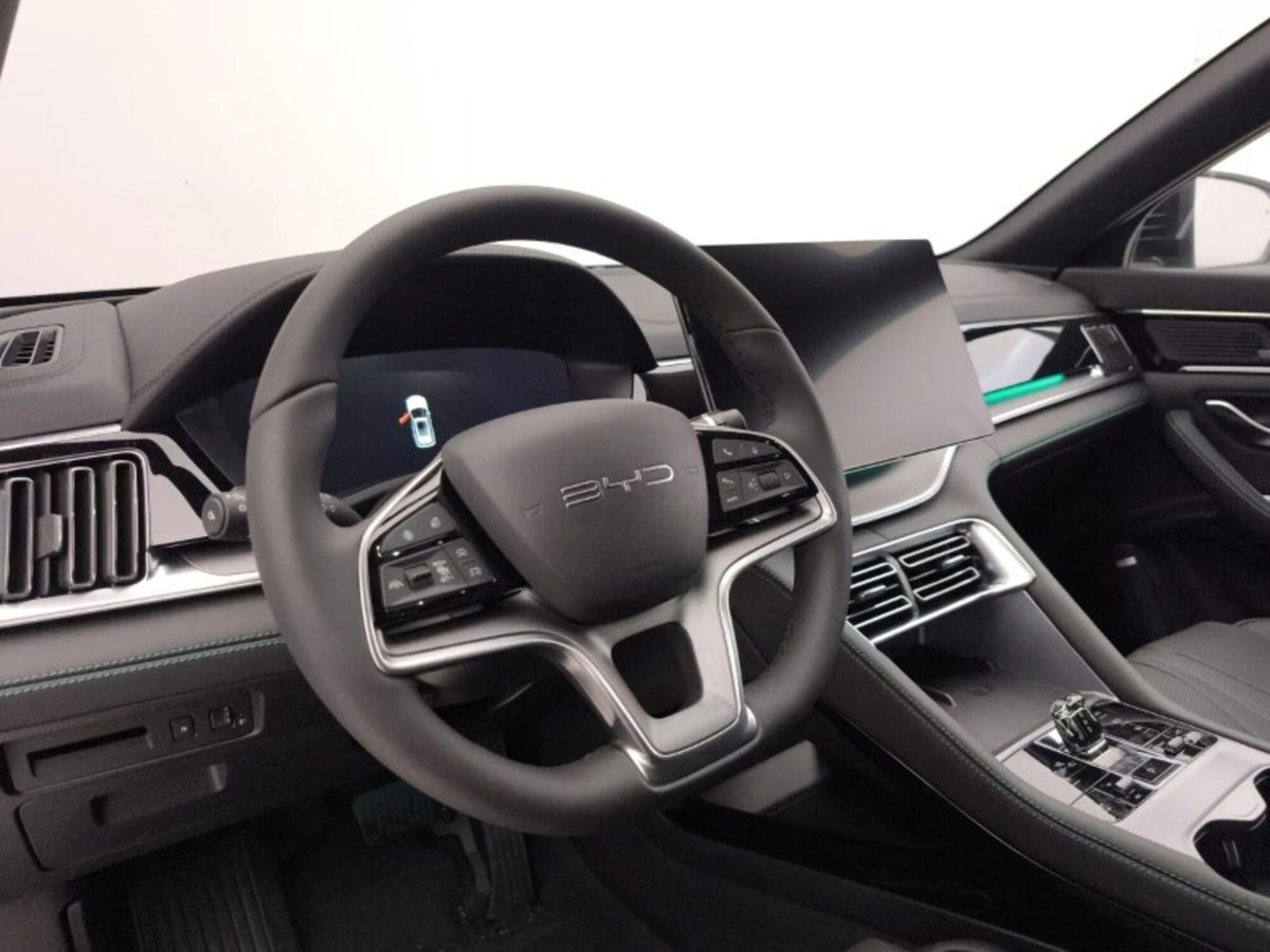 Byd Seal U DM-i 1.5 phev Comfort 2wd (13)