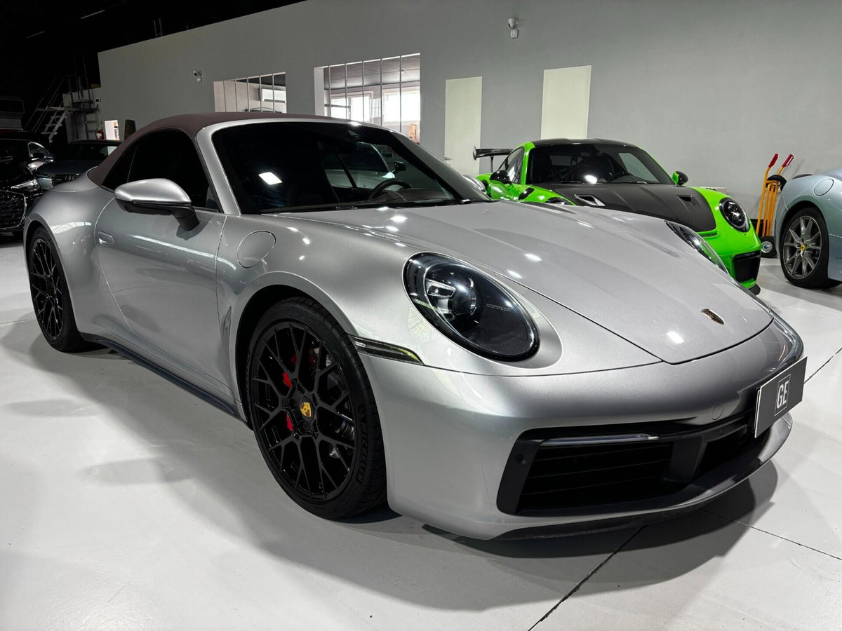 Porsche 911 Cabrio Cabrio 3.0 Carrera 4S (2)
