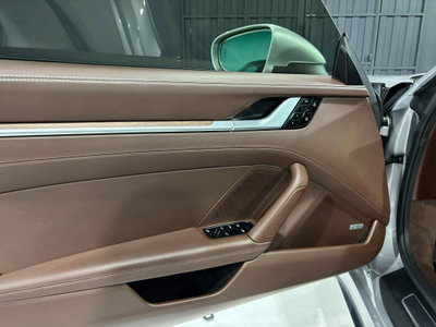 Porsche 911 Cabrio Cabrio 3.0 Carrera 4S (7)