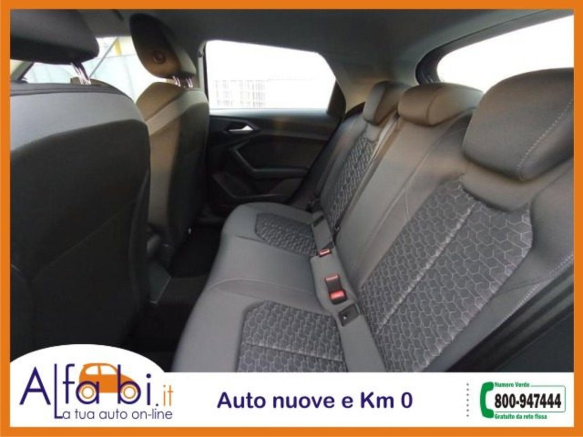 Audi A1 Sportback 30 1.0 tfsi S Line Edition 116cv s-tronic (10)