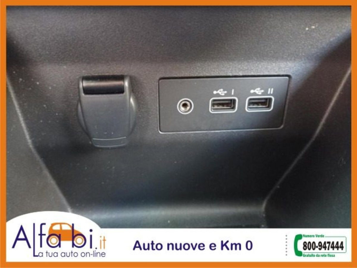 Renault Clio 1.0 tce Evolution 90cv (17)