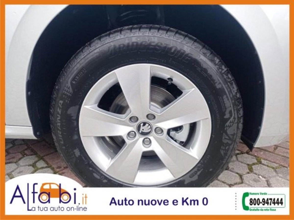 Skoda Kamiq 1.0 tsi Selection 115cv (11)