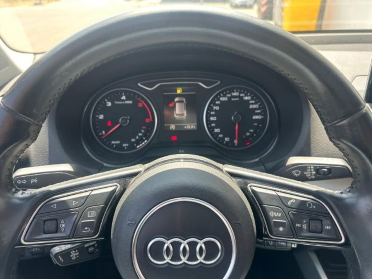 Audi Q2 Q2 30 TDI (13)