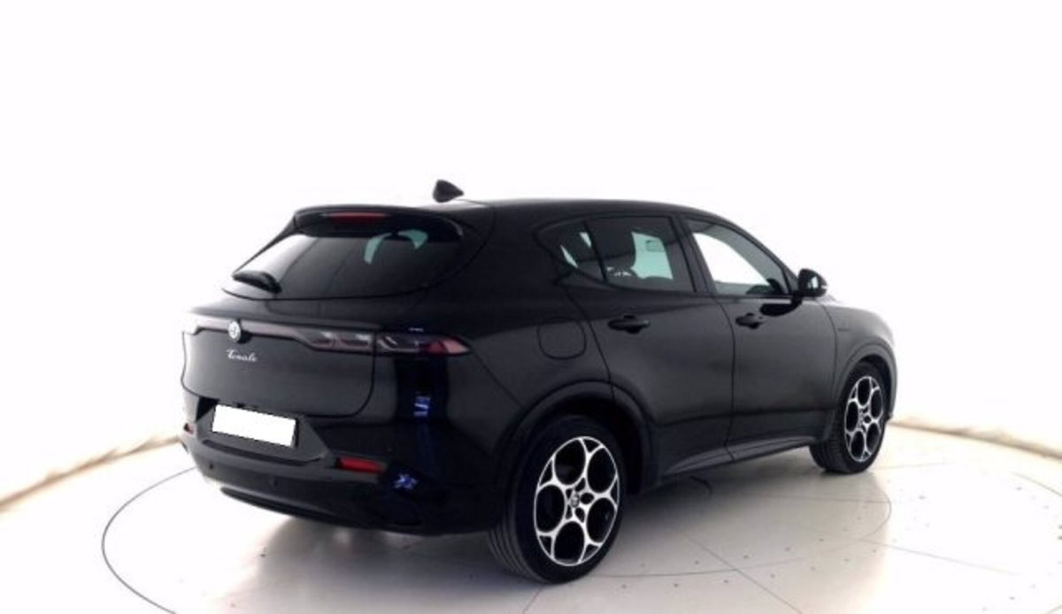Alfa Romeo Tonale 1.6 Veloce 130cv tct6 (4)