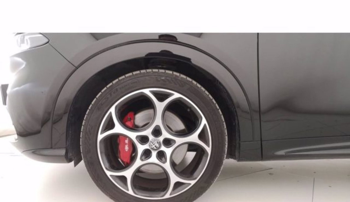 Alfa Romeo Tonale 1.6 Veloce 130cv tct6 (6)