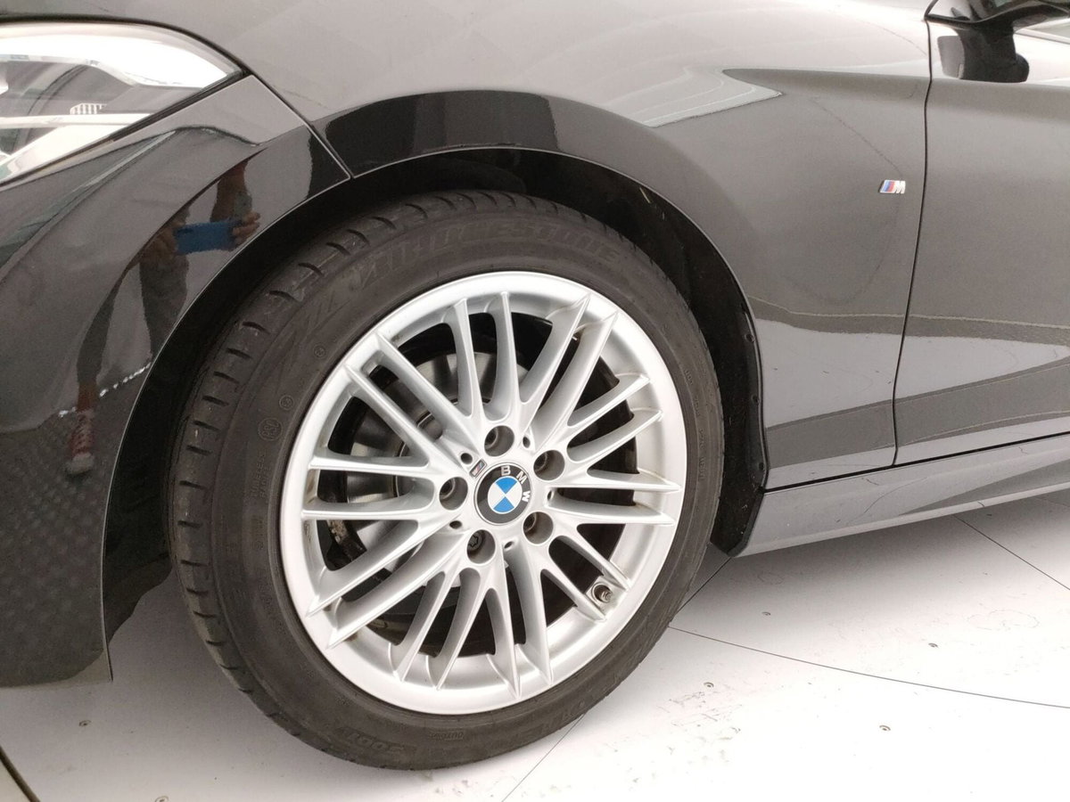 BMW Serie 1 5p. 118i 5p. Msport (10)