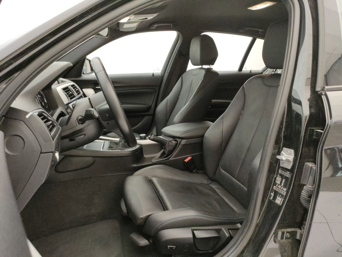 BMW Serie 1 5p. 118i 5p. Msport (7)