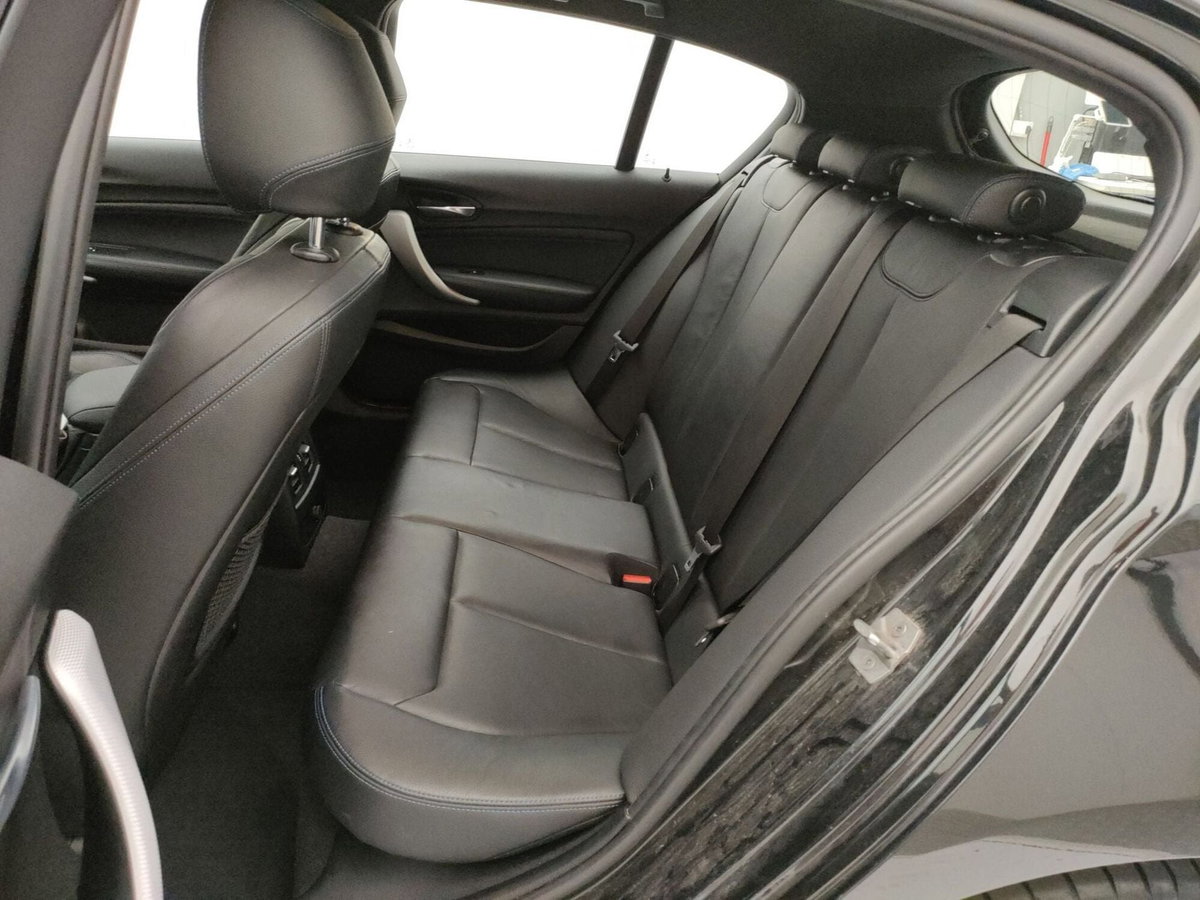 BMW Serie 1 5p. 118i 5p. Msport (8)