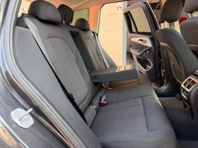 BMW X3 sDrive18d Business Advantage (9)