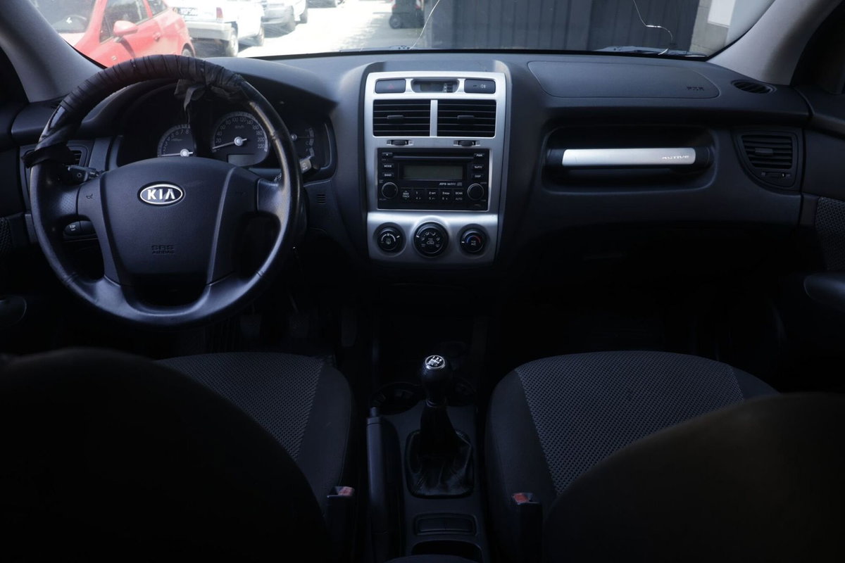 Kia Sportage 2.0 141CV 2WD Active (2)