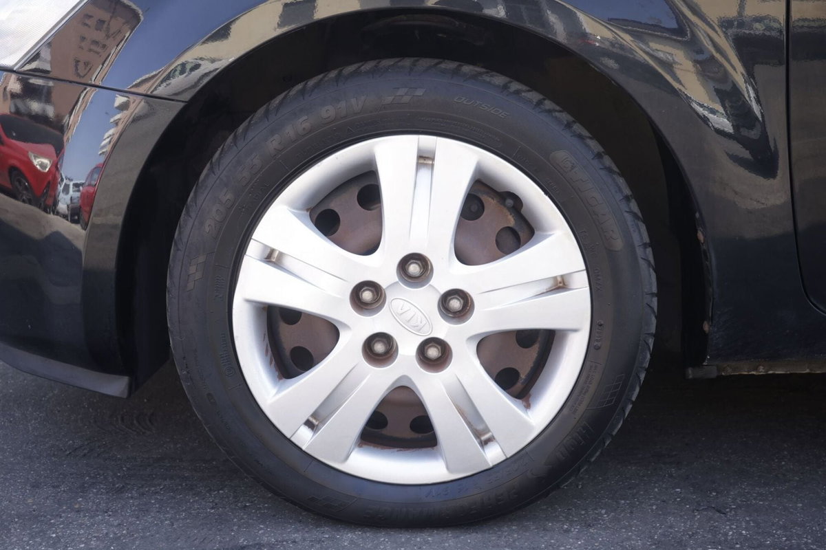 Kia cee'd 1.4 109CV 5p. EX Bi-Fuel (5)