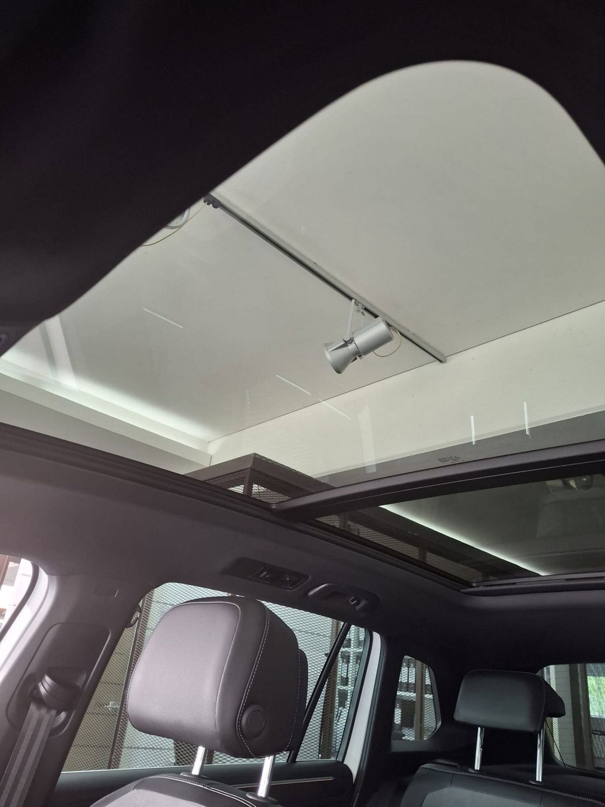 Volkswagen Tiguan Allspace 2.0 TDI SCR DSG 4MOTION R-Line (12)