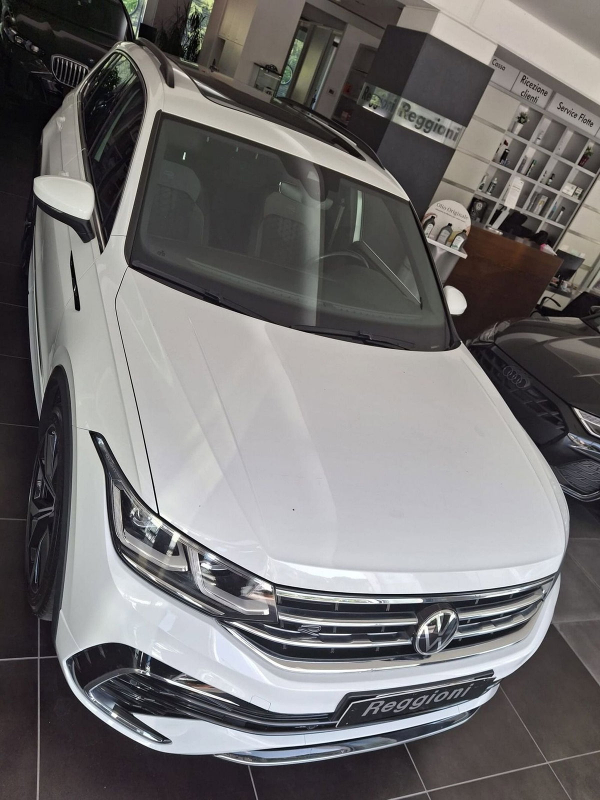 Volkswagen Tiguan Allspace 2.0 TDI SCR DSG 4MOTION R-Line (3)