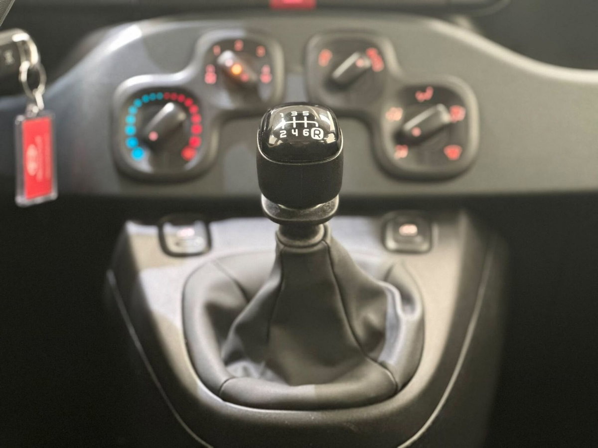 Fiat Pandina 1.0 firefly hybrid s&s 70cv (10)