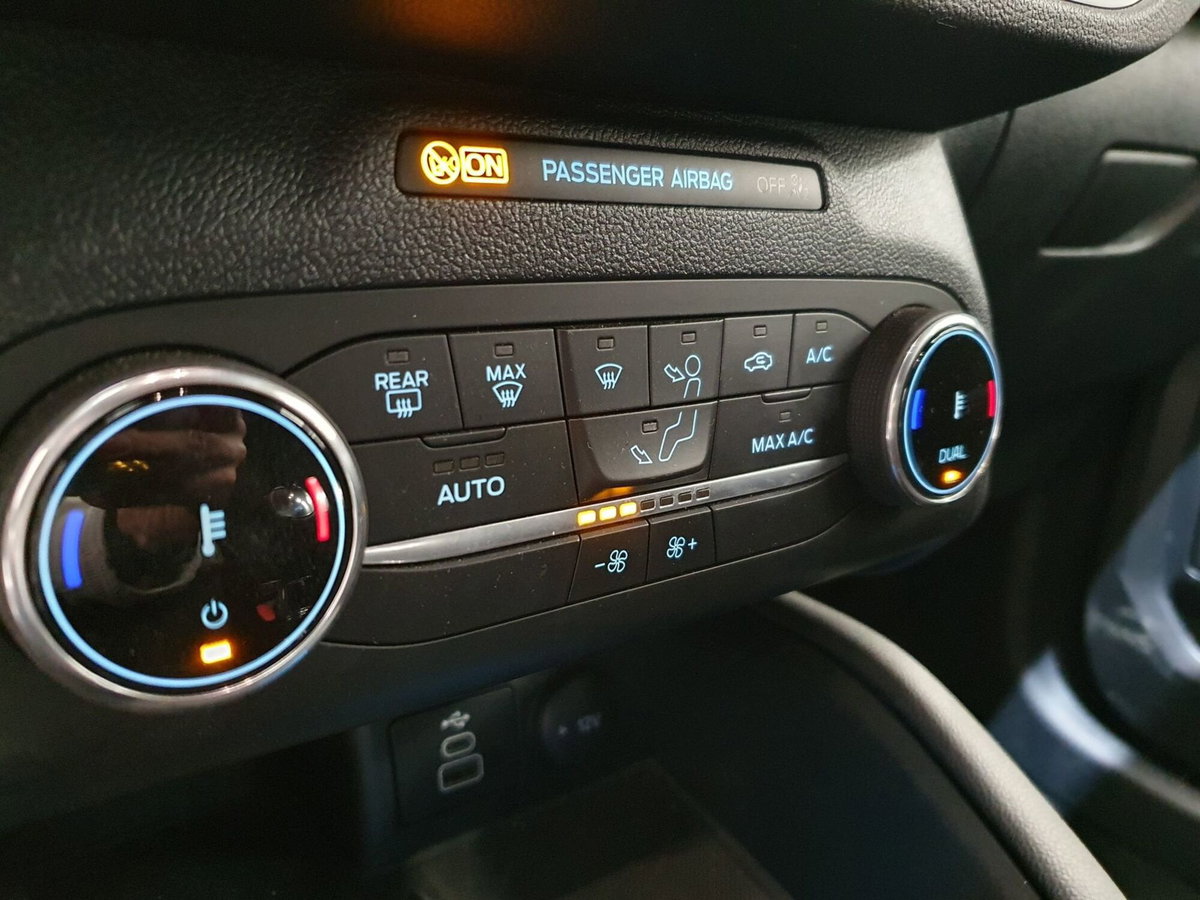 Ford Kuga 1.5 EcoBoost 150 CV 2WD ST-Line (18)
